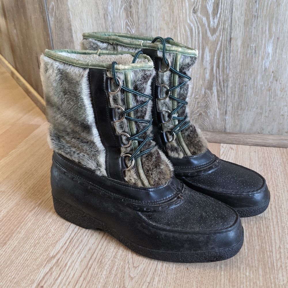 Fur winter nordic style boots sz 8
